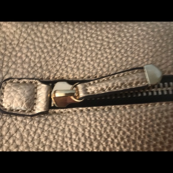 Street Level Gold Crossbody NWOT - Picture 5 of 5